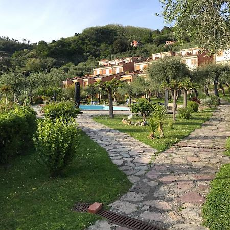 La Casa Fra Gli Ulivi Apartman Lerici Kültér fotó