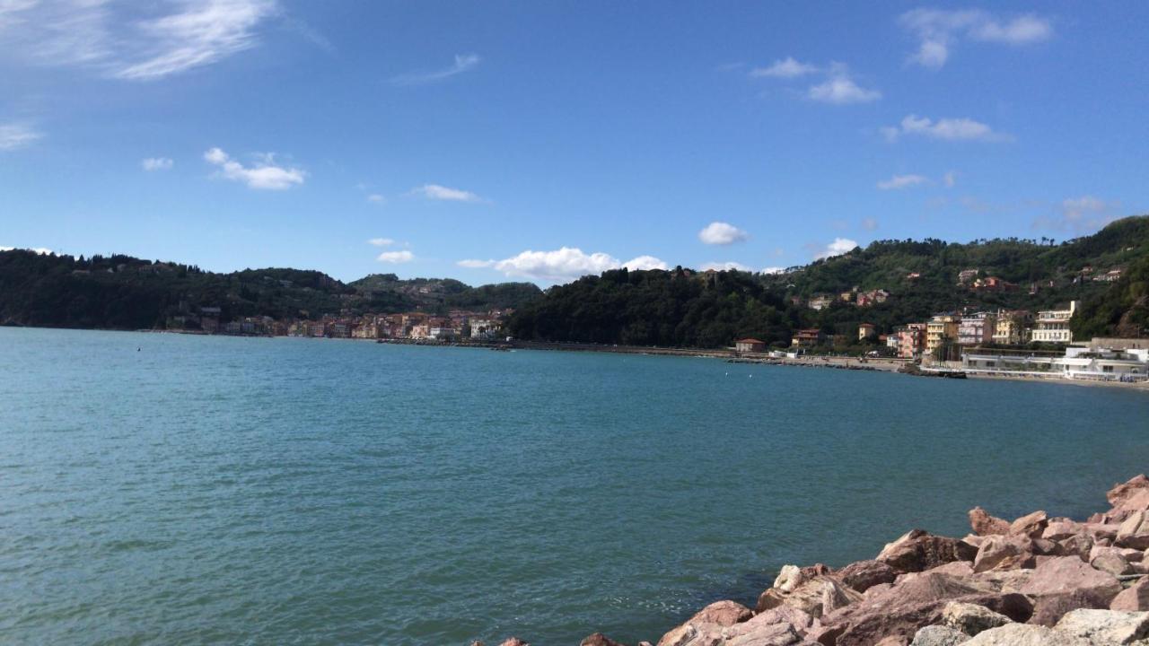 La Casa Fra Gli Ulivi Apartman Lerici Kültér fotó